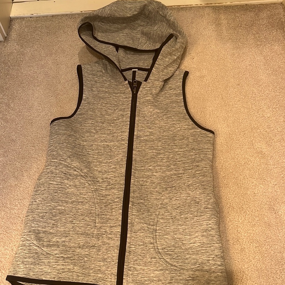 LULULEMON VEST